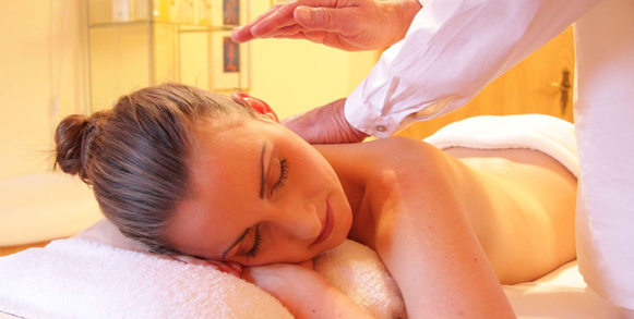 Body massage in colaba